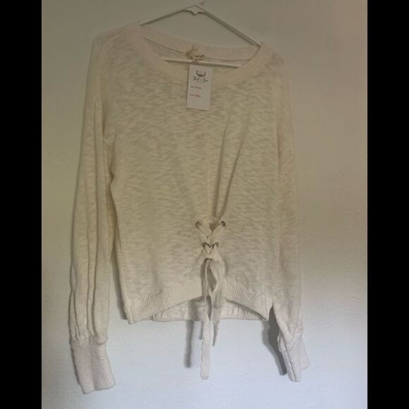 Hem & Thread Sweaters - NWT Hem & Thread Sweater